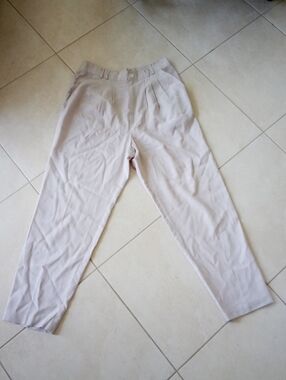 Unisex Pleated Chino Trousers in Light Beige